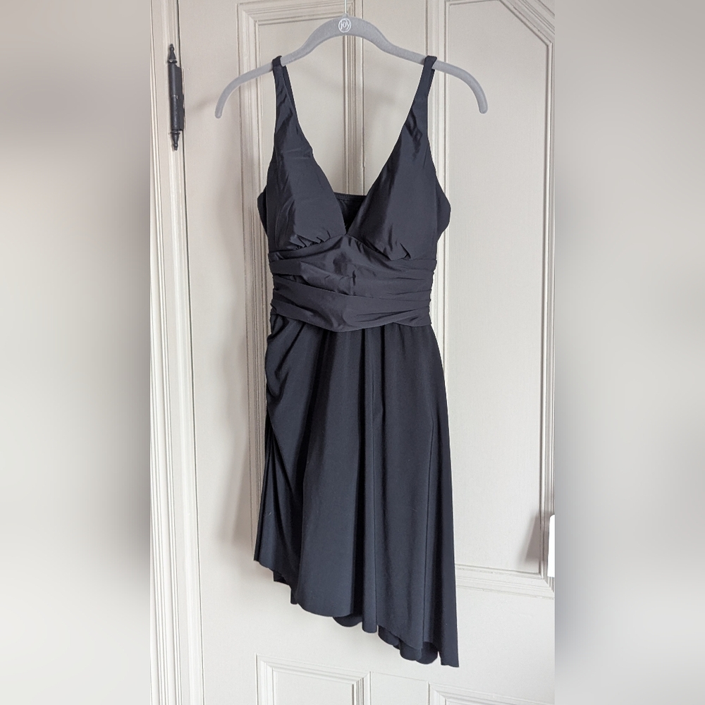 Magic Suit black shaping swimsuit with attached skirt size 8 - Picture 9 of 9